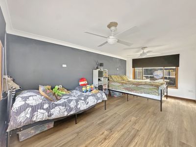 10 Conquest Crescent, Tanilba Bay