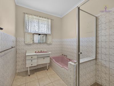 80 High Street South, Altona Meadows
