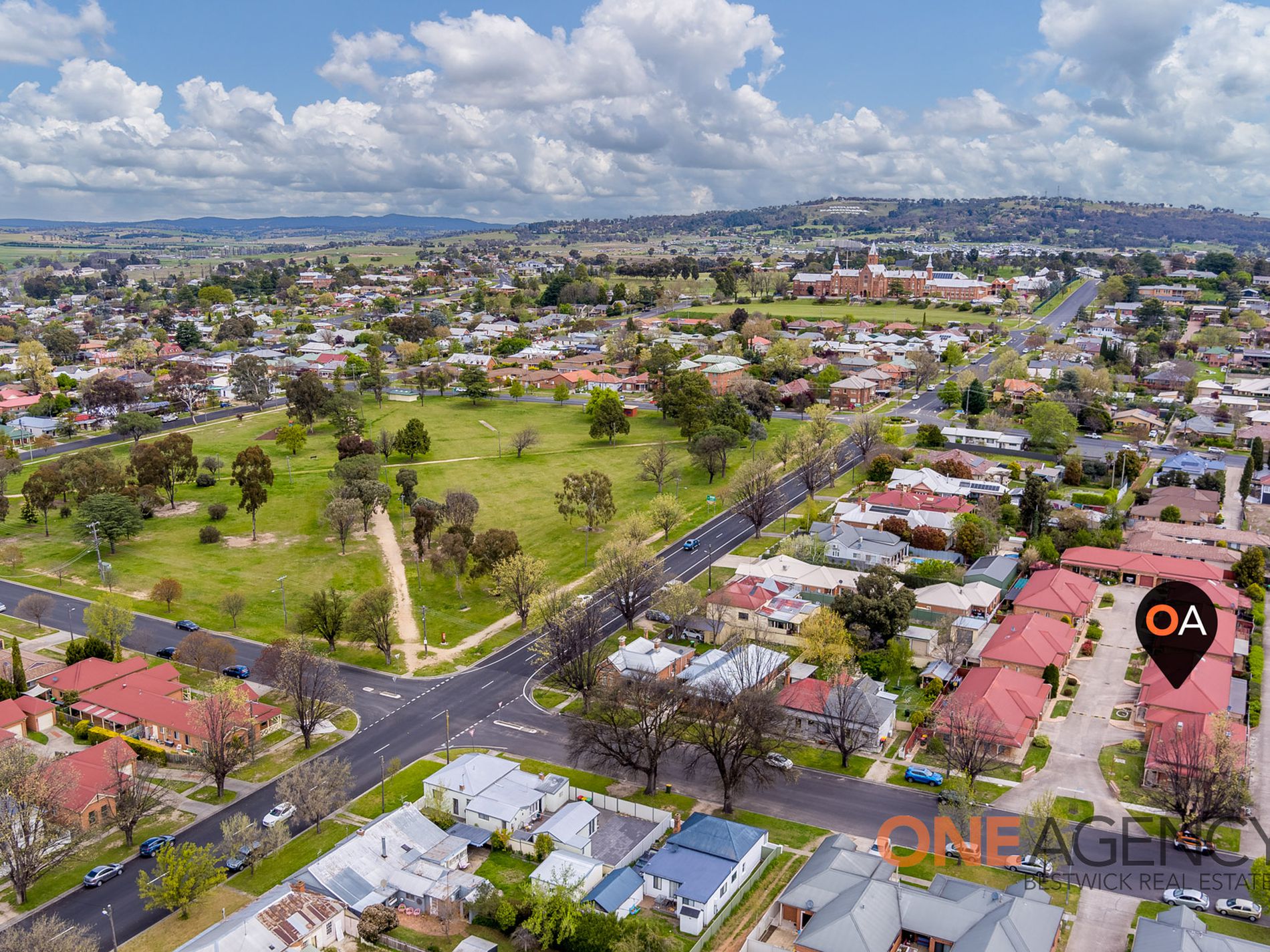 2 / 84 Lambert Street, Bathurst
