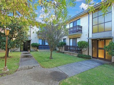 11 / 46-48 Peterborough Avenue, Lake Illawarra