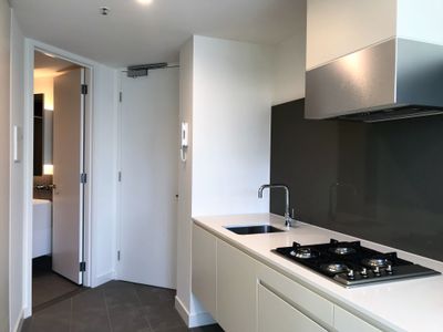 2509 / 105 Clarendon Street, Southbank