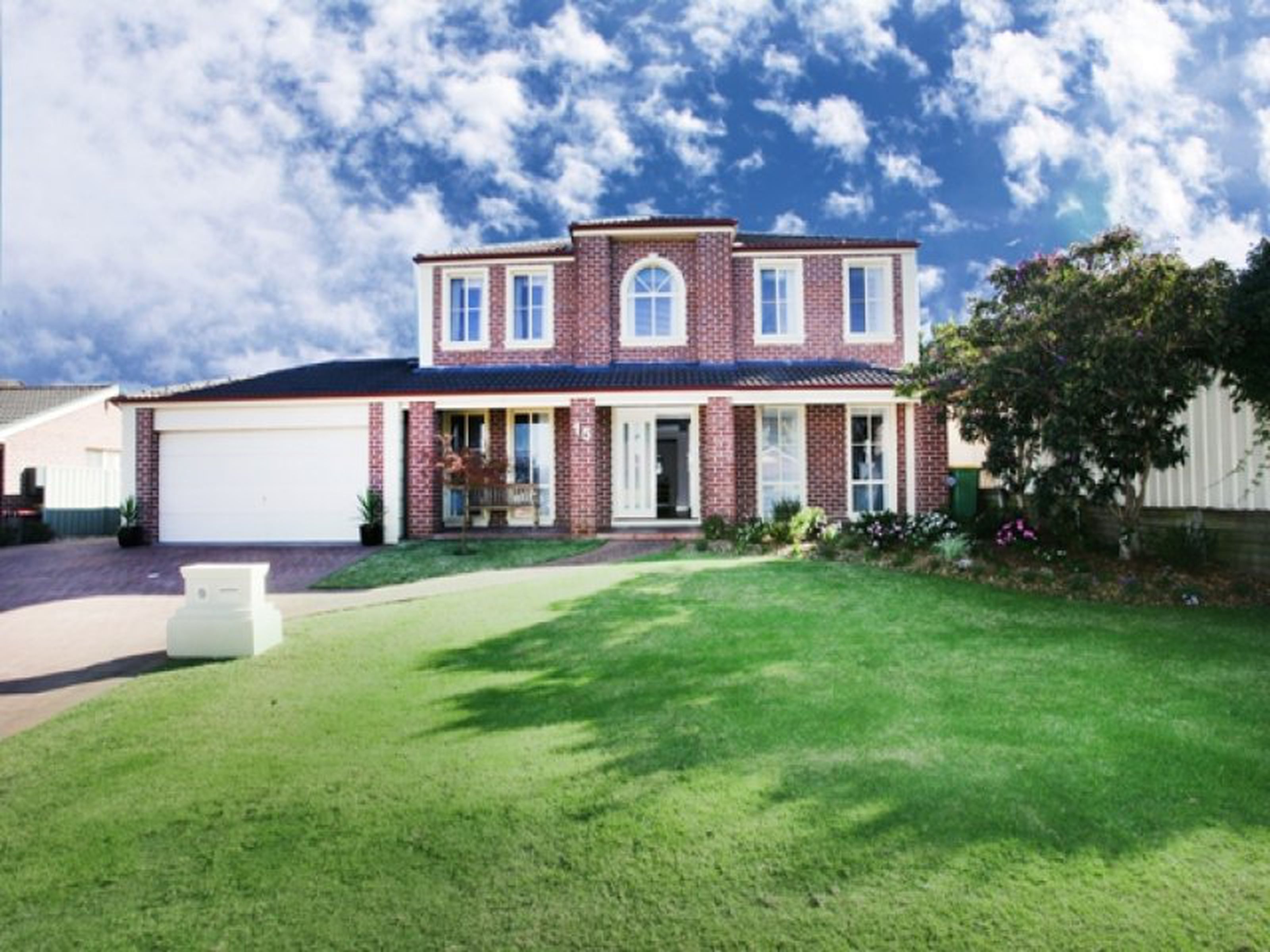 15 Dunna Place, GLENMORE PARK