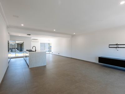 37 Knowles Street, Balcatta