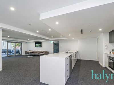 10 / 33 Newcastle Street, Perth