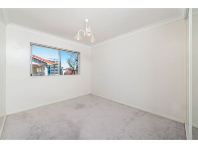 4 / 18 Augustus Street, Toowong