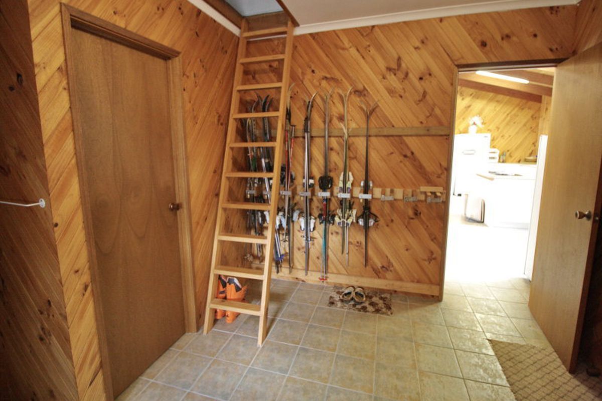 15 Finch Street, Sawmill Settlement