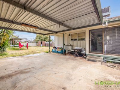 9 Felstead Avenue, Horsham