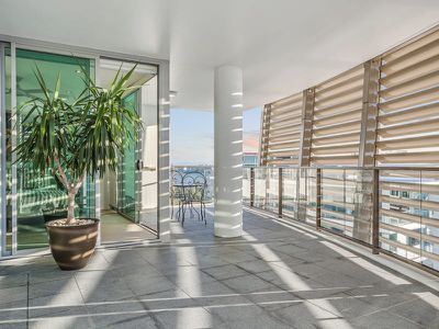 26701 / 2 Ephraim Island Parade, Paradise Point
