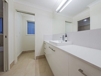 1 Hillcrest Street, Rochedale