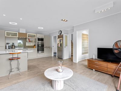 140 Chelsea View Drive, Chatswood