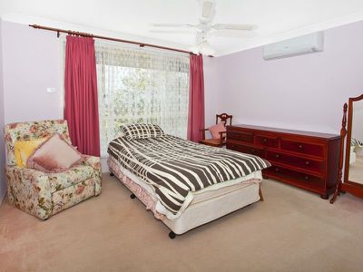 54 Sanderson Road, Kanahooka