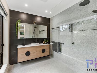 3 Harley Street, Strathdale