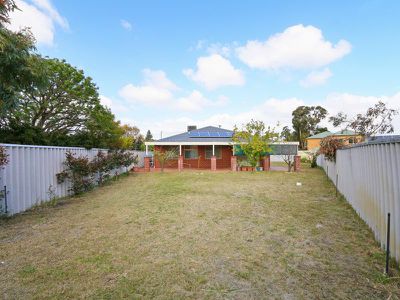 121 Shillington Way, Thornlie