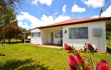 56 Russell Street, Guyra