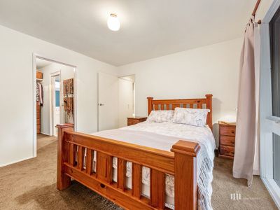 12 Suffolk Road, Dandenong North