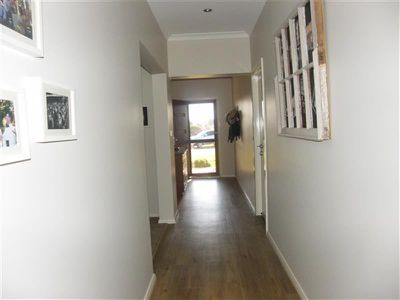 97 York St, Forbes