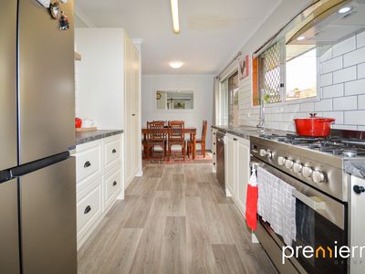 24 Dobell Avenue, Collingwood Park