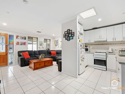 17 & 17a Eskdale Close, Narellan Vale