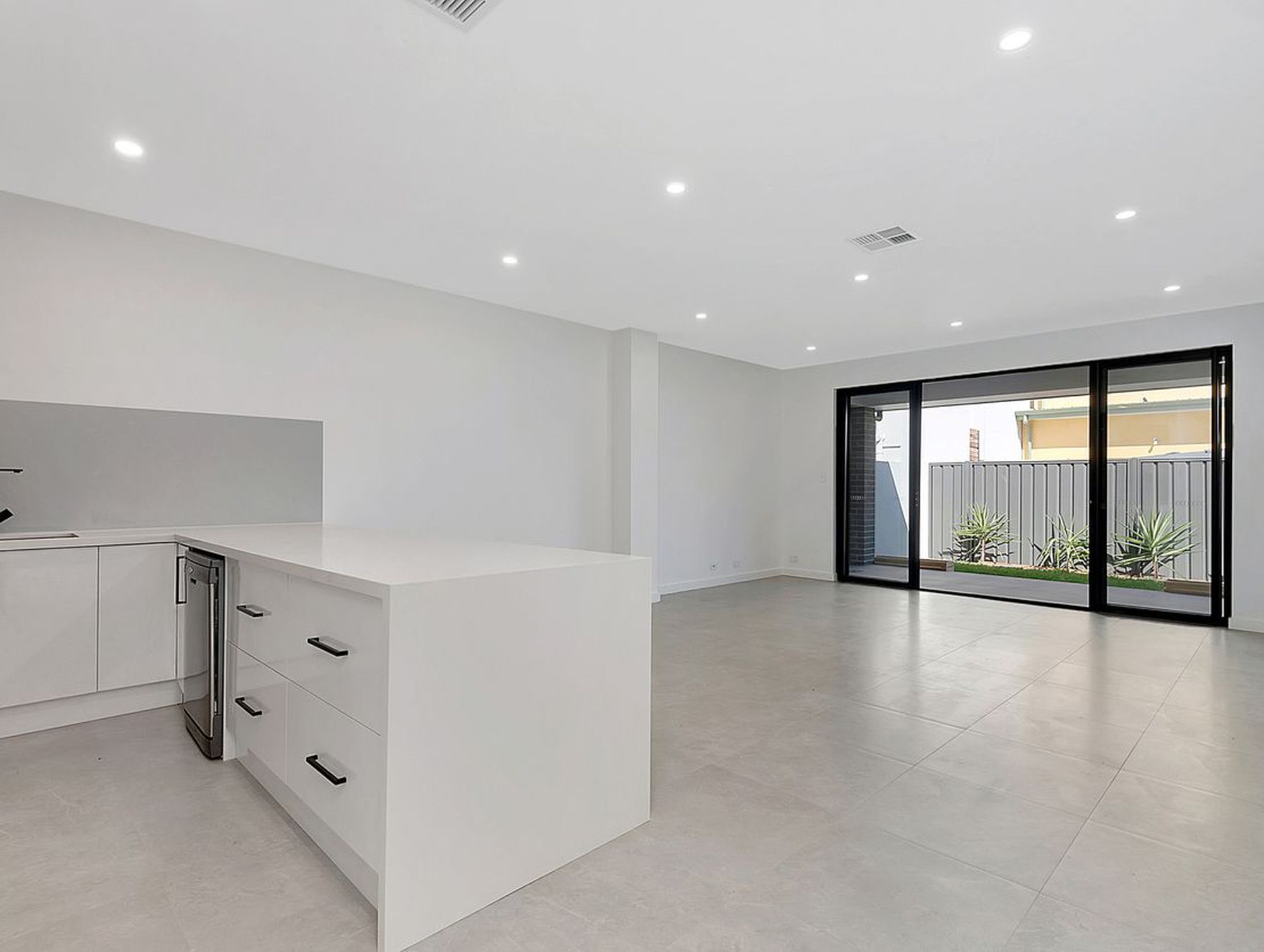 31 Lightsview Avenue, Lightsview