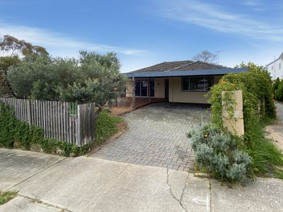 152 Samson Street, White Gum Valley