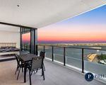 1704 / 180 Marine Parade, Labrador