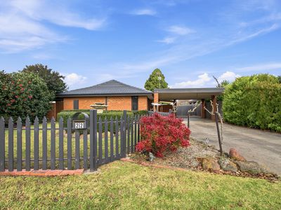 22 Helen Crescent, Sale