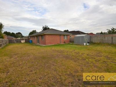 6 MIDDLEHAM CLOSE, Cranbourne West