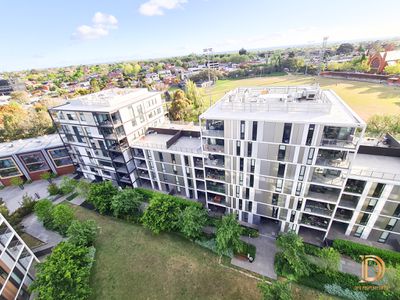 unit 1002 / 8c Evergreen Mews, Armadale