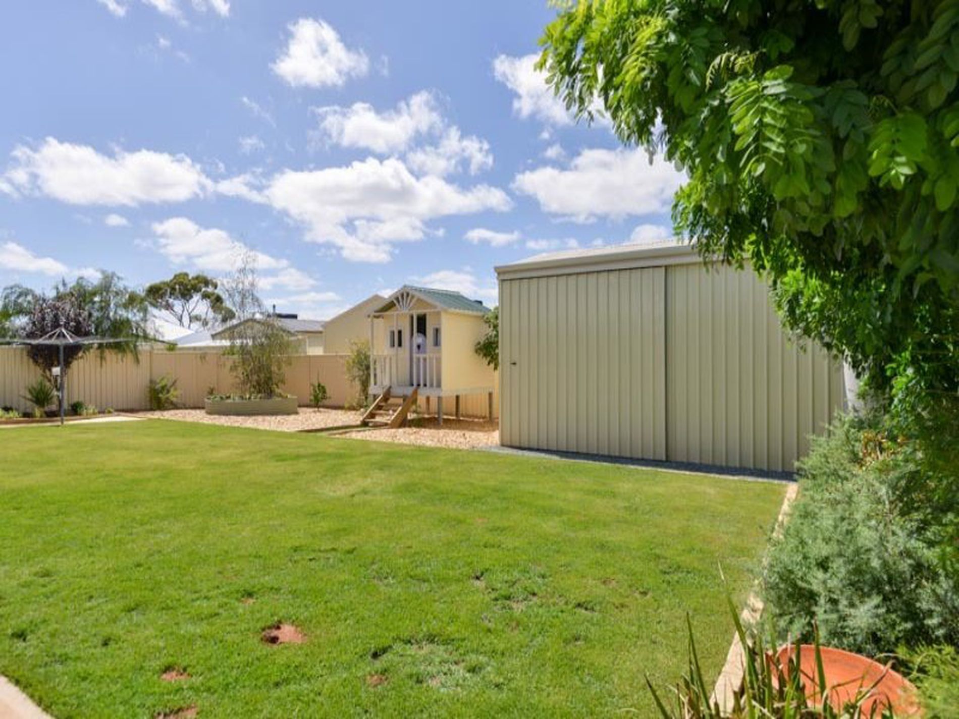 9 Sanders Close, Somerville