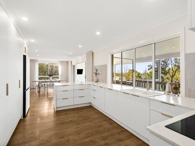 13 Pleasant View Close, Albion Park