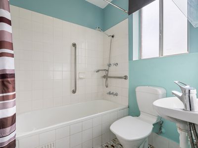 20 / 56 Henderson Road, Queanbeyan