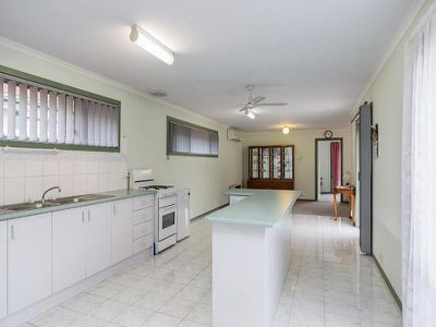 51 Ailsa Street South, Altona Meadows