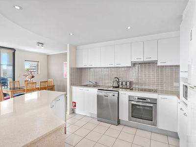701 / 21-25 WALLIS STREET, Forster