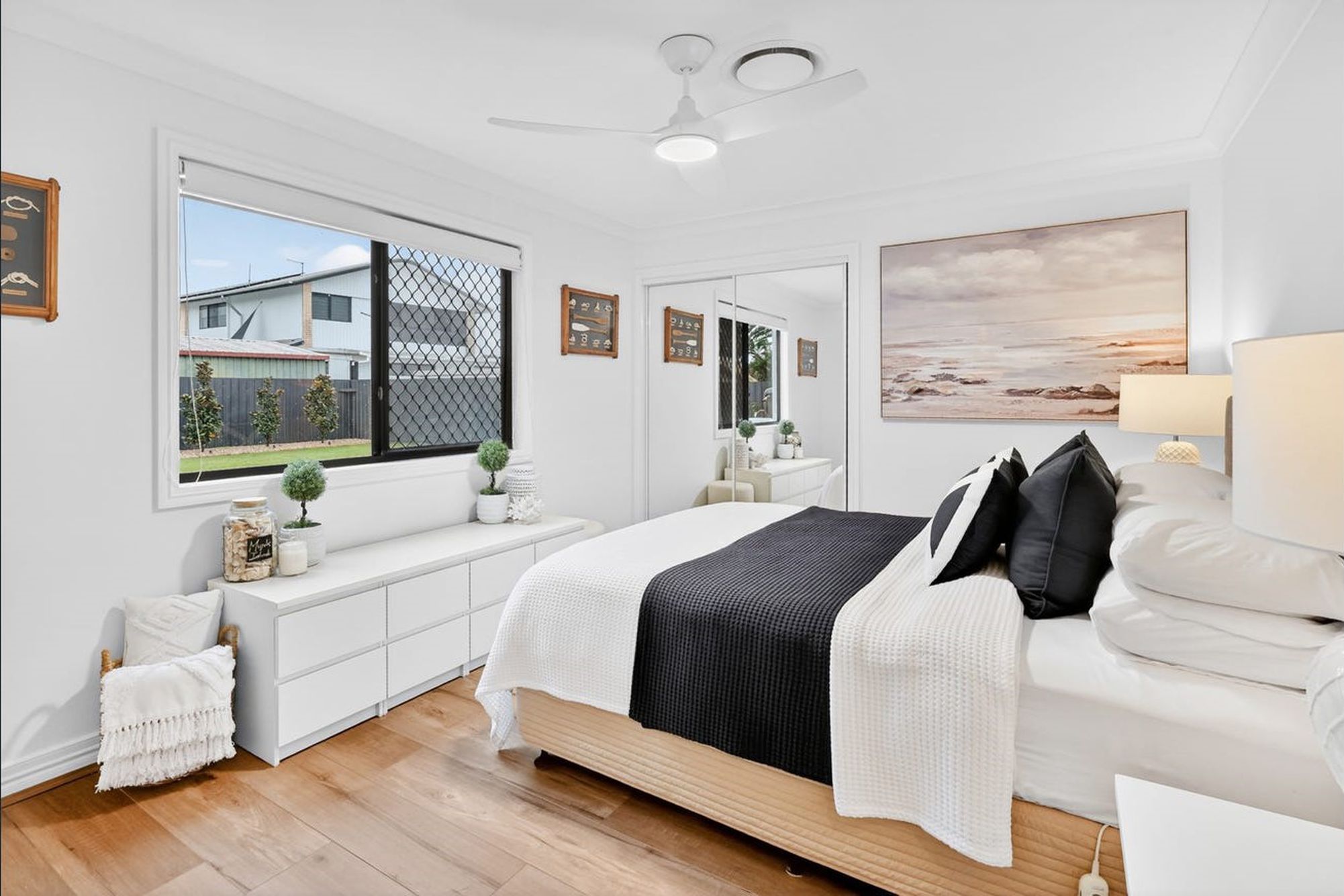 14 Pool Street, Hope Island