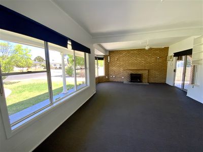 3 Facey Street, Forbes