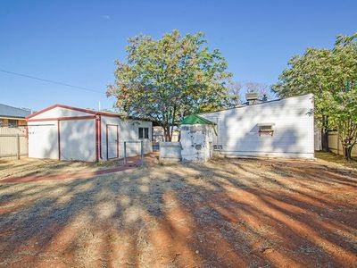 114 Wittenoom Street, West Lamington