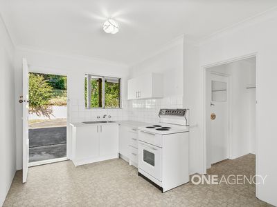 2 / 43 Rowland Avenue, Wollongong