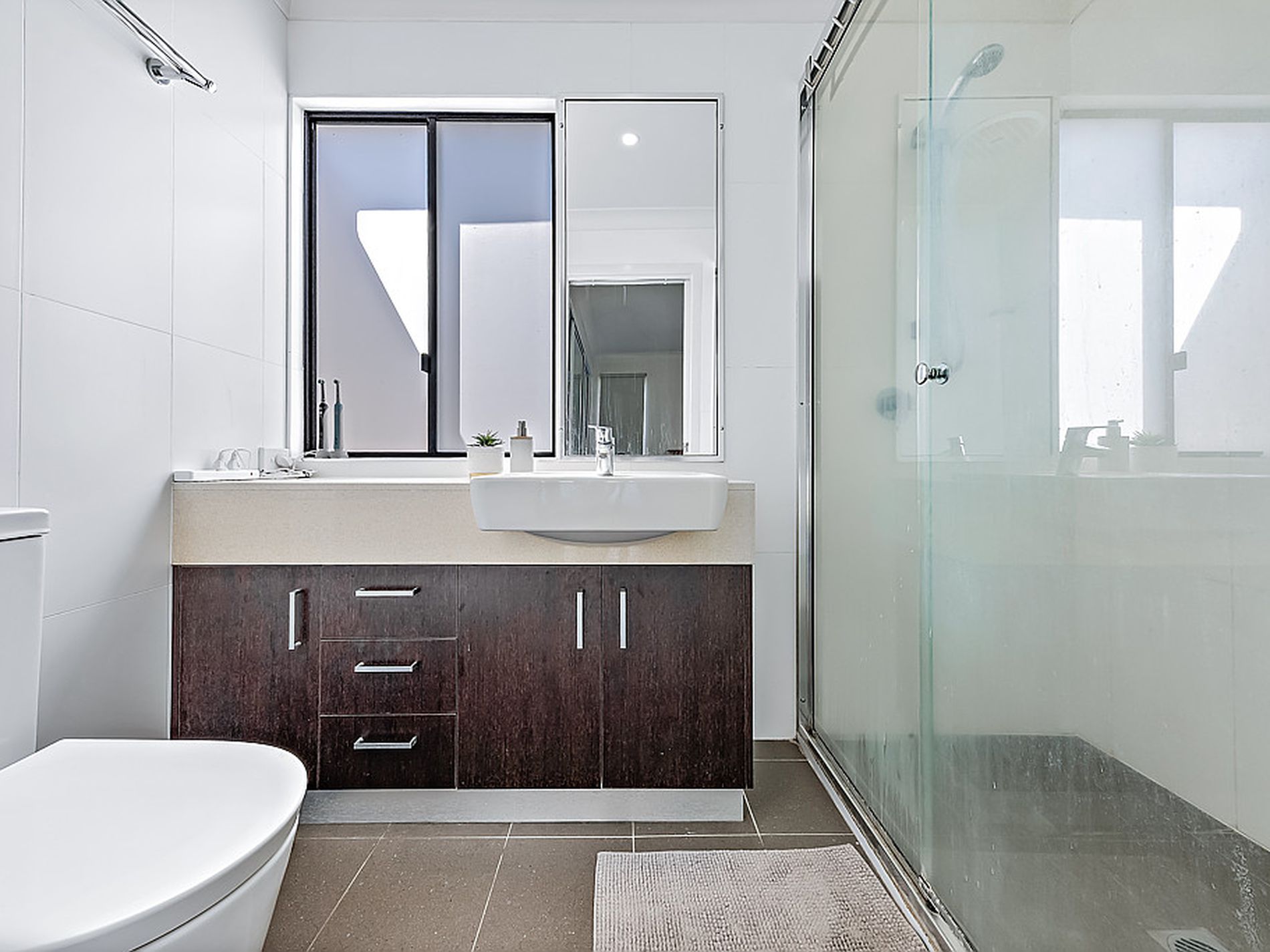 2 / 47 Endeavour Circuit, Cannonvale