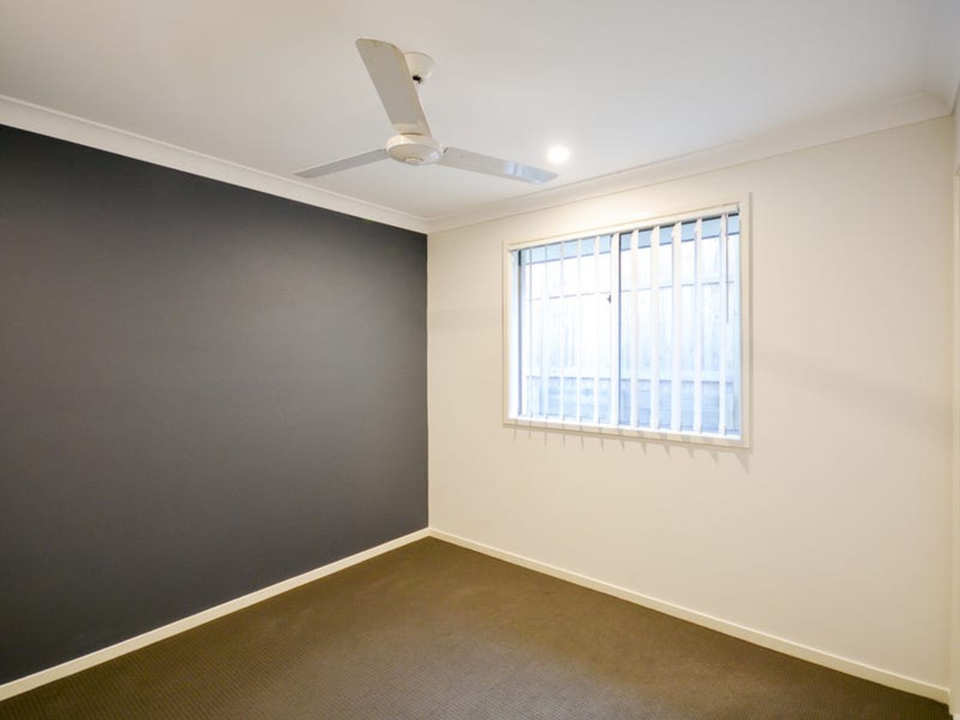 22 Goldfinch Street, Redbank Plains