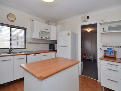 91 Federal Road, Boulder