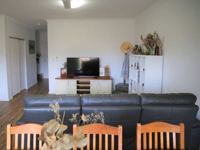 64 Kurra Street, Newman