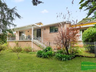 8 Hanover  Crescent, Blayney