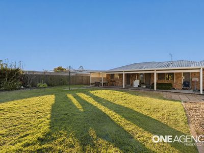 79 Honeysuckle Avenue, Kawungan