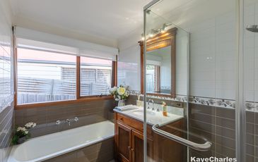 6 Hepburn Court, Berwick