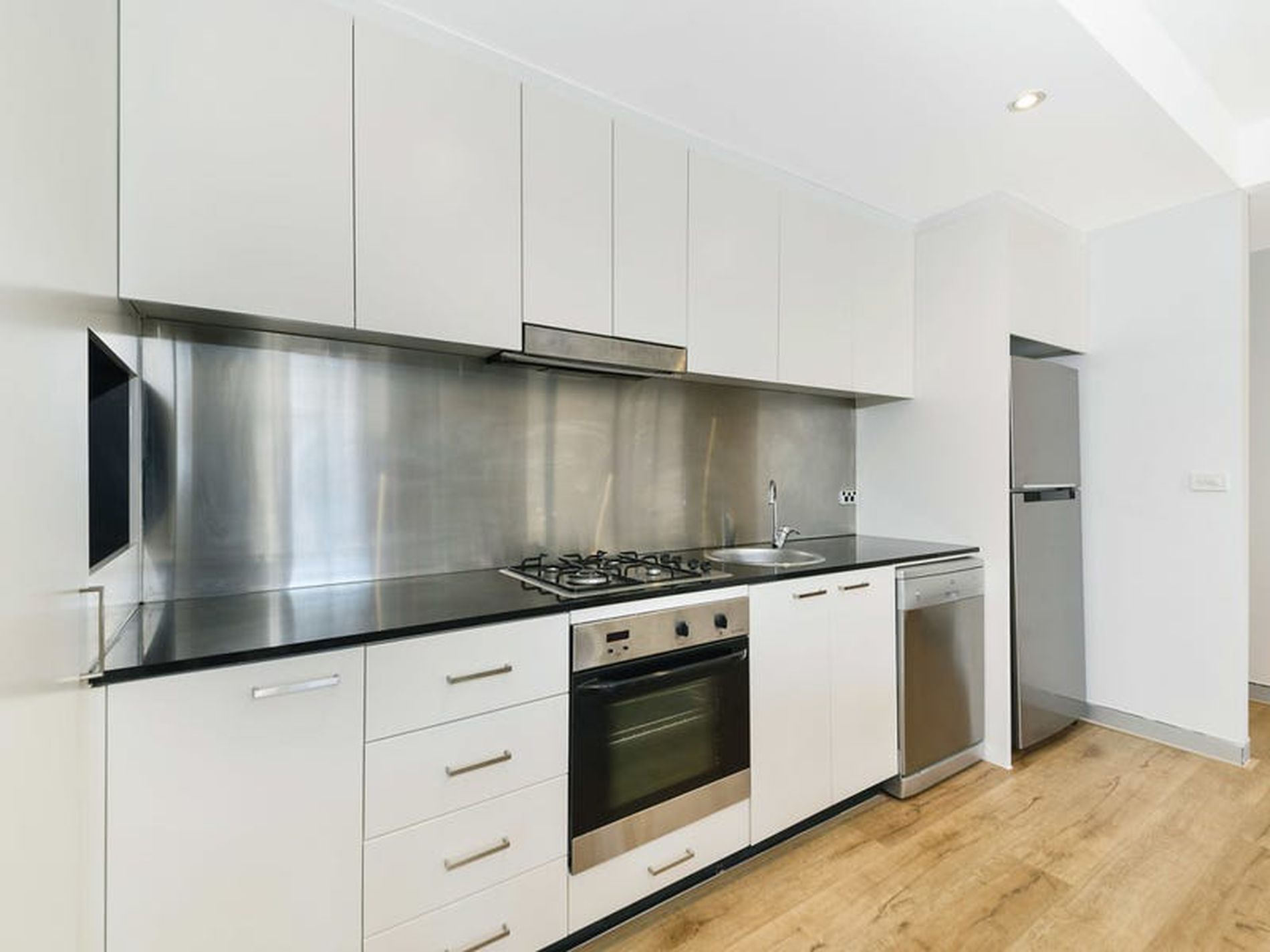 282 / 5 Queen Street, Rosebery