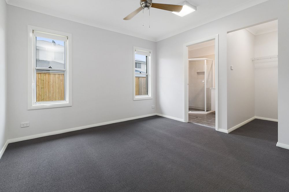 16 Silverleaf Lane, Moorebank