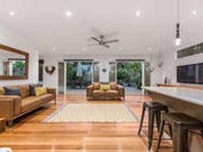 30 Fern Grove, Rye