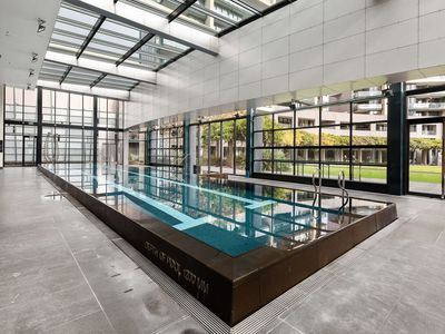 808 / 250 Saint Kilda Road, Southbank