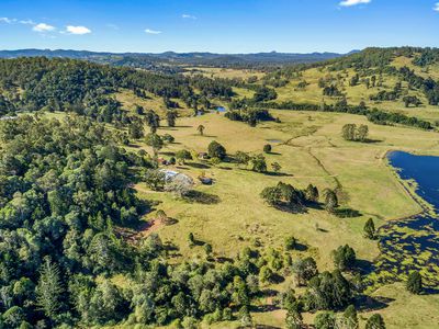807 LOWE ROAD, Moy Pocket