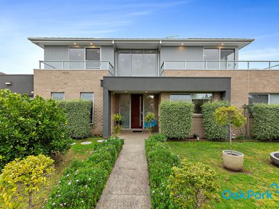 40 Snell Grove, Pascoe Vale